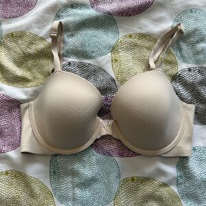 Cream color Victoria’s Secret bra 34D